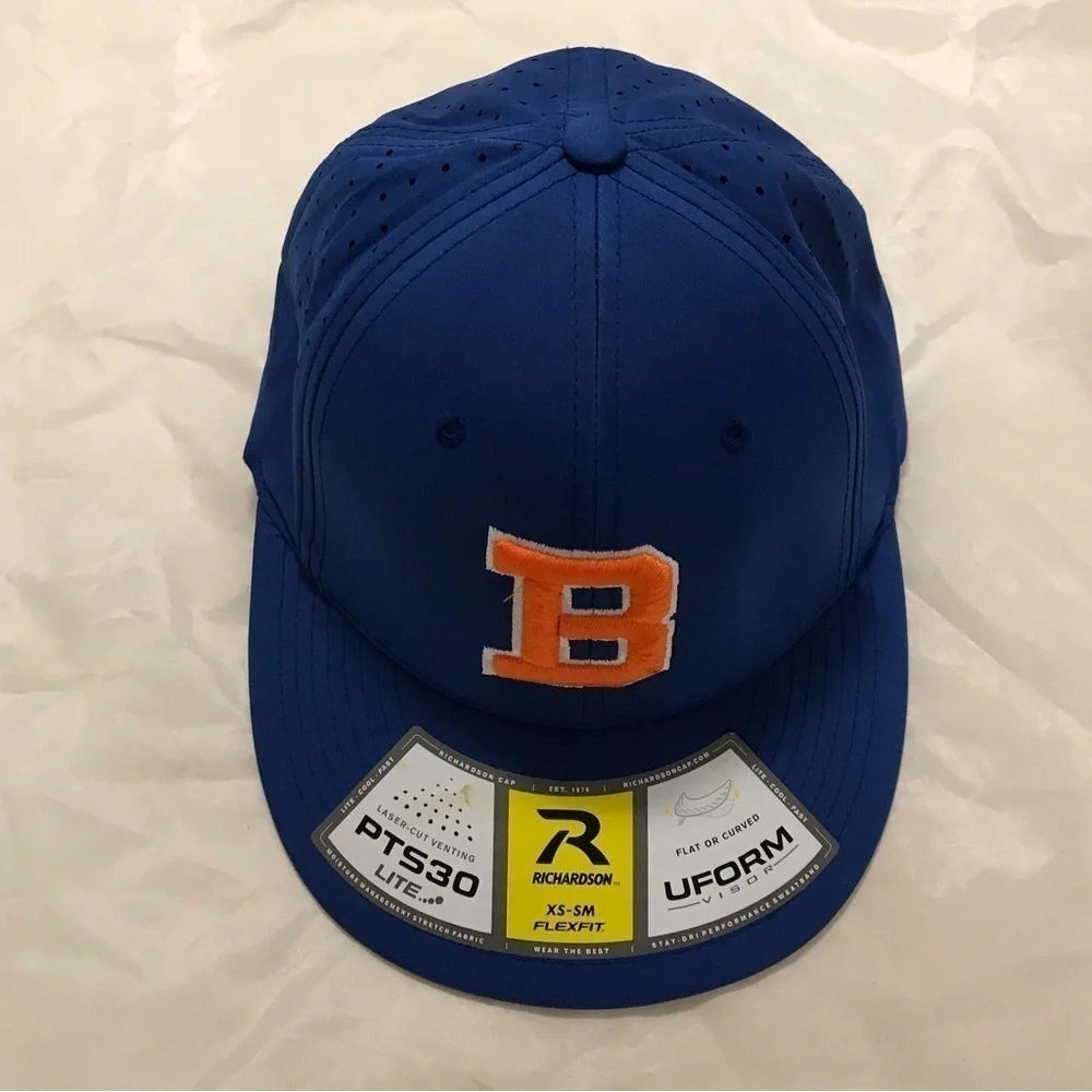 Richardson e4 hat